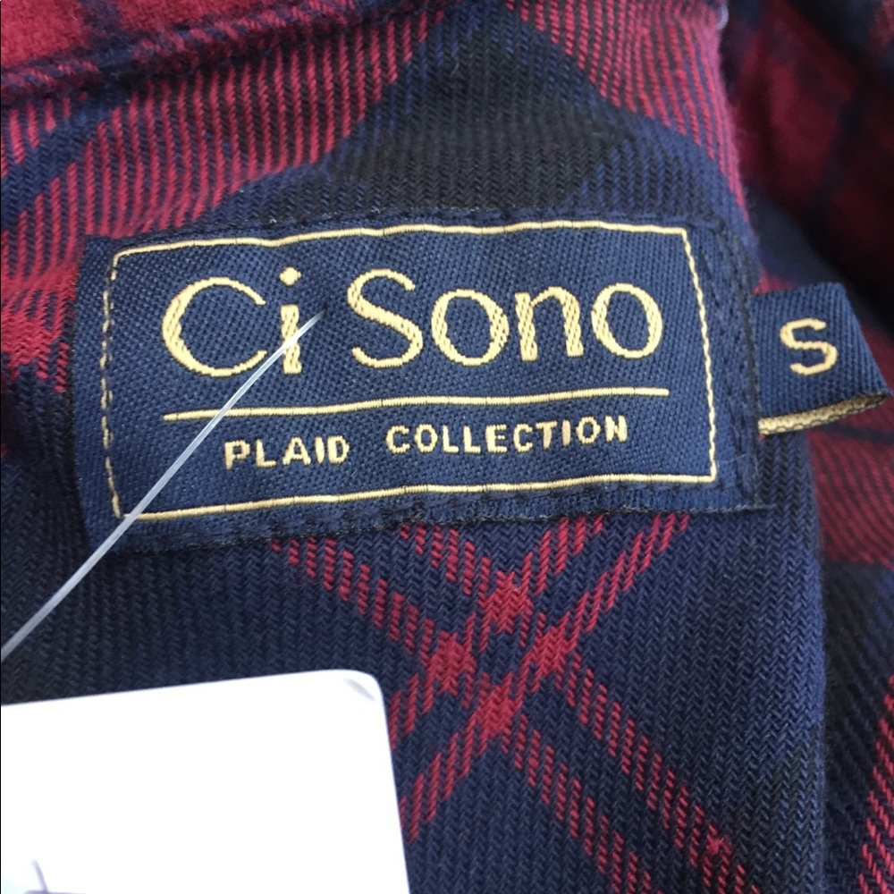 Kyoto klothing  burgundy plaid button down oversized flannel top pockets - Picture 3 of 14